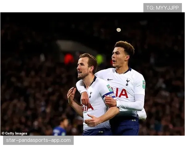 凯恩转型后如何在强强对话中高效压制顶级防线？